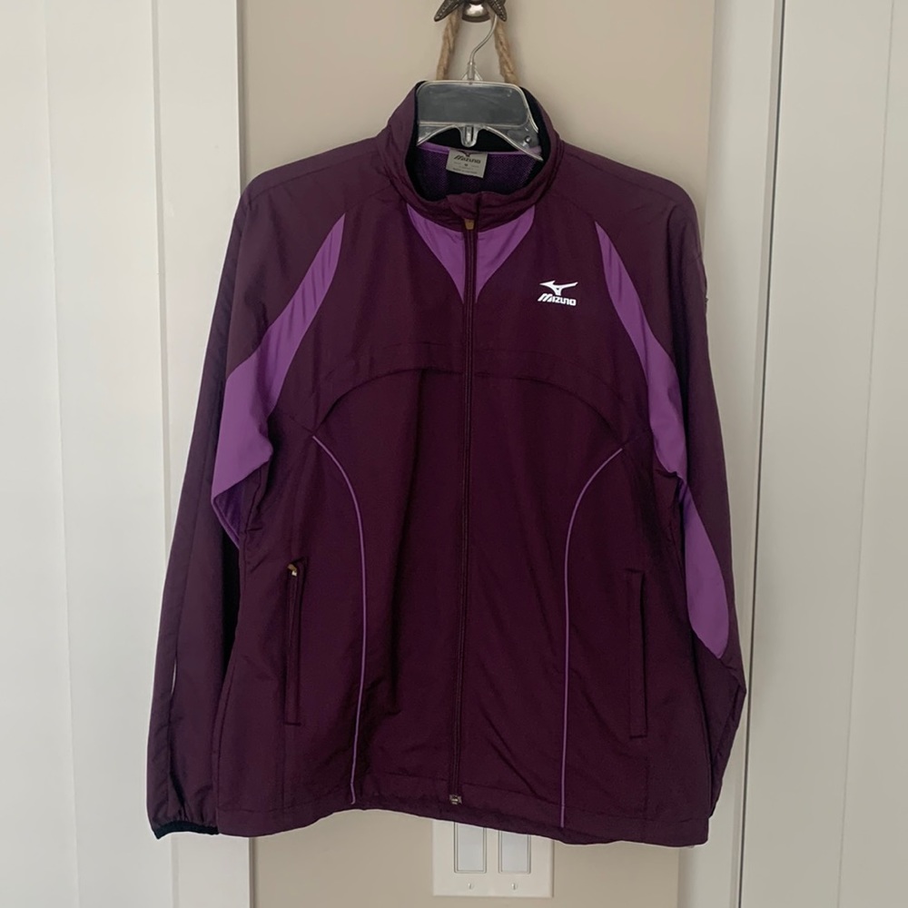 Mizuno lightweight jacket, Size M